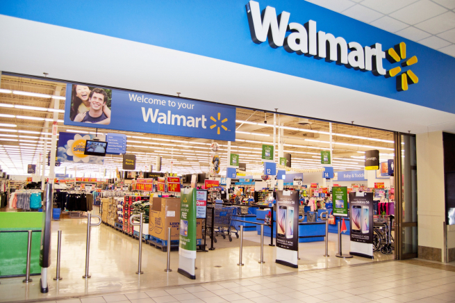 Walmart подала в суд на Tesla из-за возгорания солнечных панелей Walmart подала в суд на Tesla из-за возгорания солнечных панелей