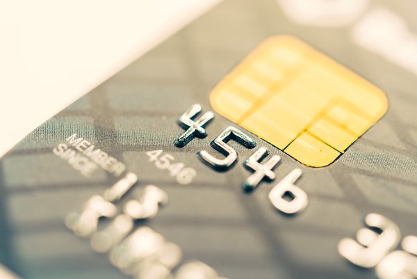 Выдача кредитных карт за год сократилась в 2 раза Выдача кредитных карт за год сократилась в 2 раза
