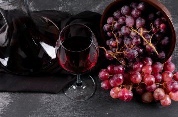 В РФ рассматривается повышение ввозных таможенных пошлин на вино