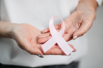 Lamoda, Intimissimi и другие бренды присоединились к акции «Розовый Октябрь» Lamoda, Intimissimi и другие бренды присоединились к акции «Розовый Октябрь»