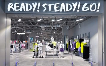 Главное за неделю: «Глория Джинс» сворачивает Ready! Steady! Go!, Stardogs запустит новую сеть «Ура! Шаурма», первый в России магазин иранского fashion-бренда
