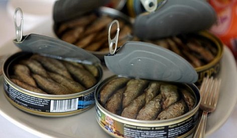 Россия запретит поставки рыбы из Латвии и Эстонии