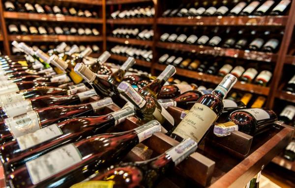 В России стремительно растет число специализирующихся на алкоголе магазинов