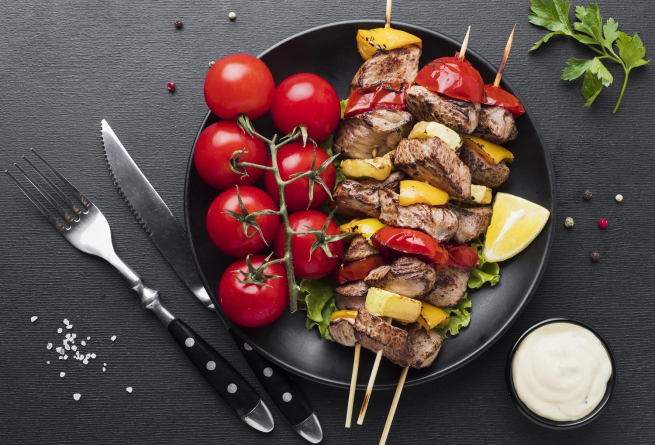 Какое мясо россияне покупали в шашлычный сезон – аналитика «Пятёрочки»