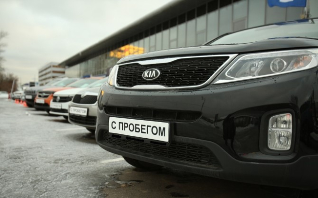 Рынок подержанных авто снизился впервые за 8 месяцев Рынок подержанных авто снизился впервые за 8 месяцев