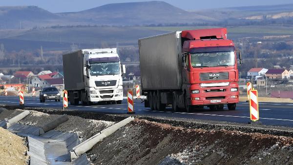 РСПП предложил ввести плату за проезд большегрузов по региональным дорогам