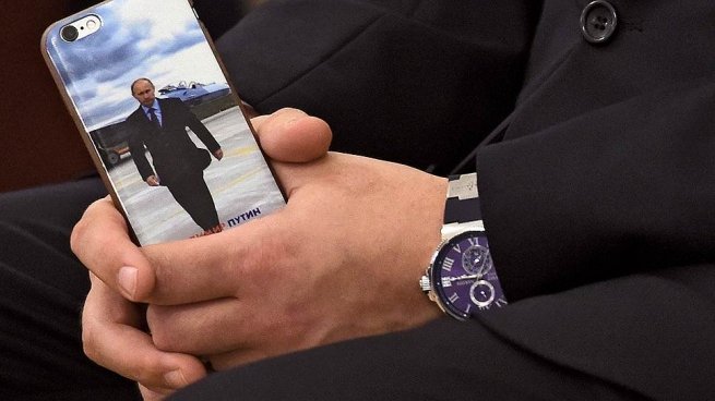 Депутаты хотят ввести НДС на покупки в AppStore и Google Play