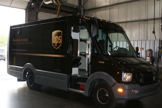  UPS продолжит работать с физлицами в России 