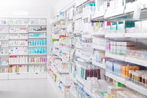 Фармкомпании снижают цены на ряд жизненно необходимых лекарств