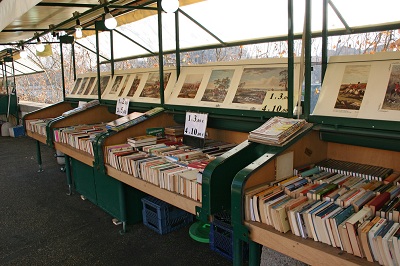 Книги убирают с прилавков Книги убирают с прилавков