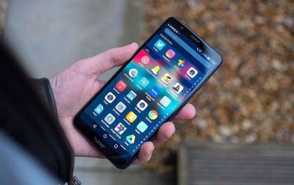 Huawei намерена продать бренд смартфонов Honor за 15,2 млрд долларов США