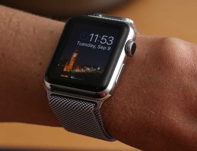 Компания Apple начала прием предзаказов на Apple Watch