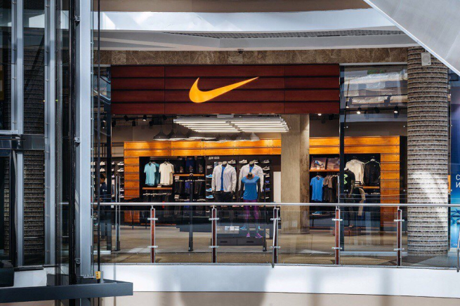Суд в Москве отклонил иск российских потребителей к Nike