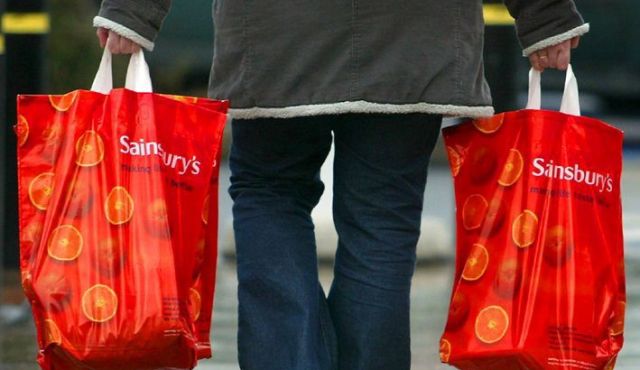 Sainsbury's избавляется от кошерных продуктов из-за возможности погромов