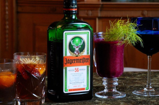 Роспатент счел этикетку калужского ликера слишком похожей на Jagermeister