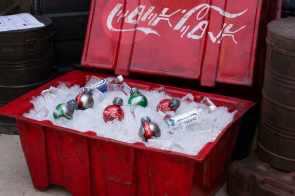 Coca-Cola выпустила коллекцию бутылок с символикой Star Wars