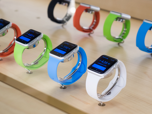 Продажи Apple Watch упали на 71,6%