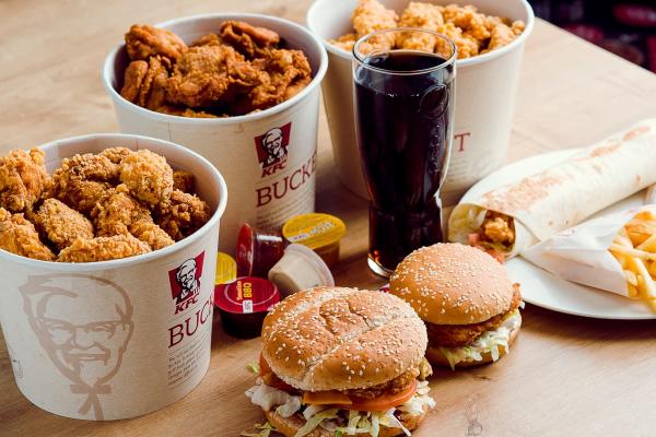 KFC отказывается от своего слогана из-за пандемии