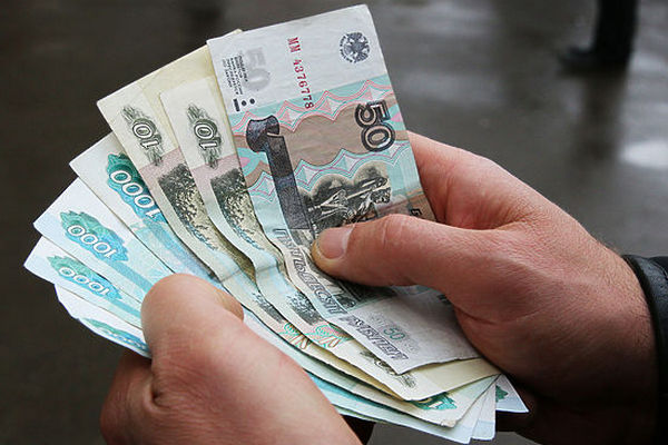 Зарплаты рабочих в России сравнялись с китайскими