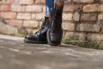 Dr. Martens нанимает топ-менеджеров из Marc Jacobs и Adidas Dr. Martens нанимает топ-менеджеров из Marc Jacobs и Adidas