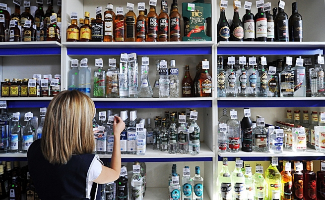 В России могут запретить продажу алкоголя в жилых домах