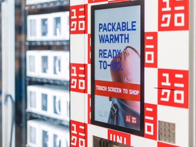 Uniqlo установит автоматы по продаже одежды в аэропортах США