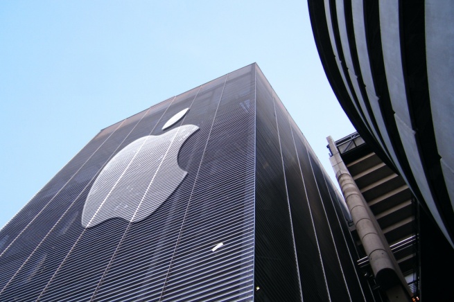 Стоимость акций Apple превысила $500 за штуку Стоимость акций Apple превысила $500 за штуку