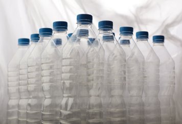 В РФ предлагается ограничить производство отдельных видов ПЭТ-бутылок