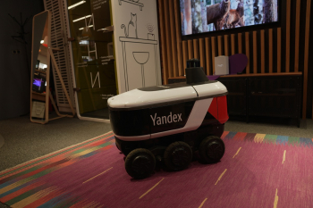 Первый робот-курьер Яндекса теперь живёт в музее