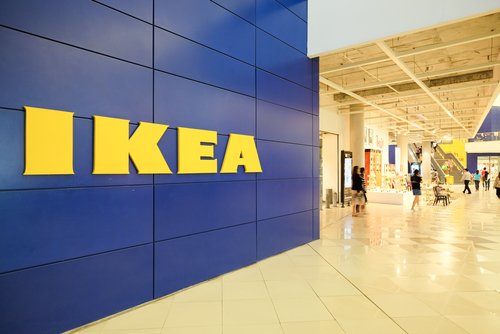 Со счетов IKEA снят арест