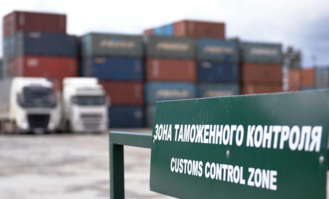 Импорт товаров в Россию из-за рубежа постепенно восстанавливается