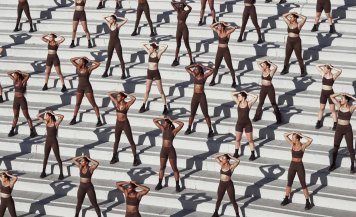 Nike и Skims выпустили первую совместную линию женской спортивной одежды