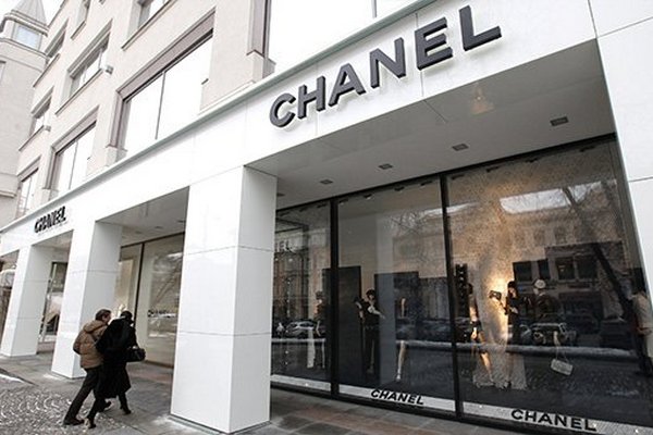 Продажи Chanel в России растут на фоне падения на мировом рынке