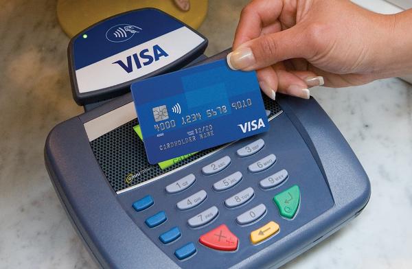 Visa повышает межбанковскую комиссию для супермаркетов за прием карт с 1 февраля