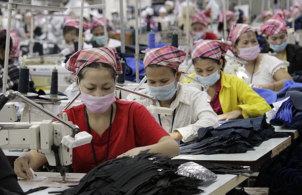 H&M поднимет зарплату работникам швейных фабрик 