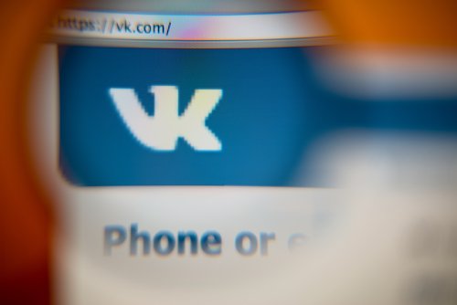 «ВКонтакте» требует запретить сбор данных для банков