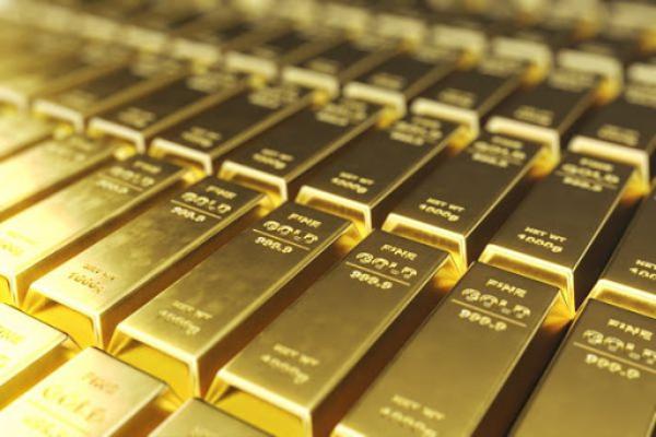 В России растёт спрос на золото перед 8 Марта