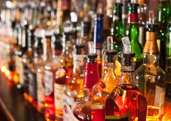 Продажи алкоголя в России за девять месяцев выросли на 3,7%