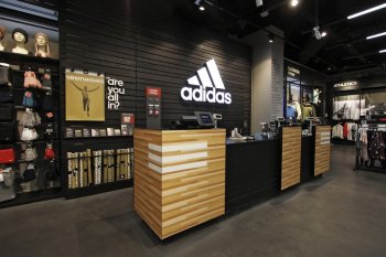 Mash: Adidas и Daher Group заключили контракт