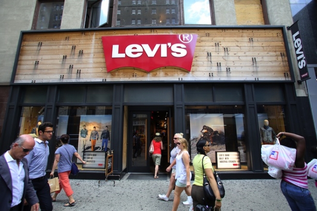 Levi’s запустил онлайн-магазин в России