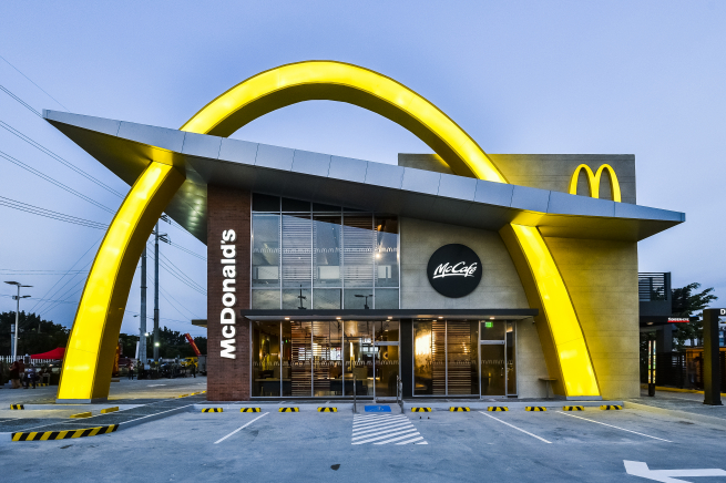 «Макдоналдс» вложит 1,2 млрд рублей в открытие ресторанов в Татарстане