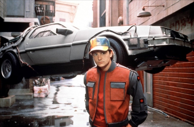 В России раскупают DeLorean DMC-12 из фильма «Назад в будущее»