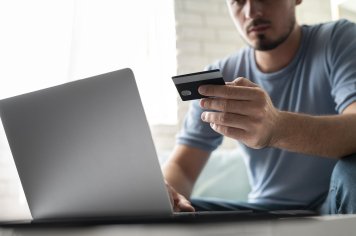 В РФ запустят сервис «второй руки» для защиты от мошенников