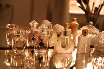 В 2022 году продажи парфюмерии в России выросли более чем на 30%