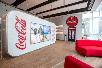 Coca-Cola в IV квартале сократила чистую прибыль и увеличила выручку