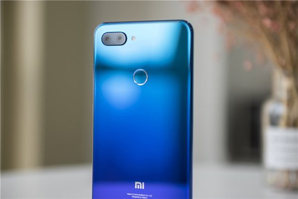 Xiaomi запустила приложение для покупок на маркетплейсе в Китае