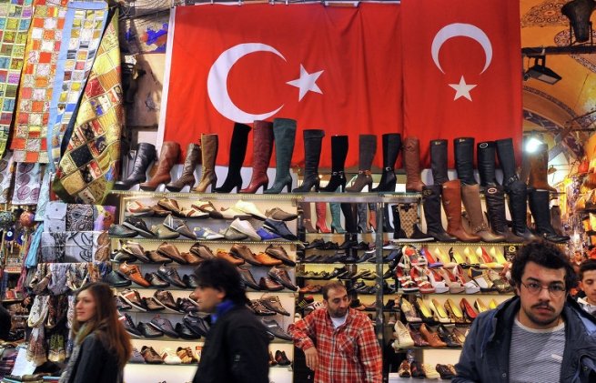 Минпромторг предложил запретить одежду и обувь из Турции