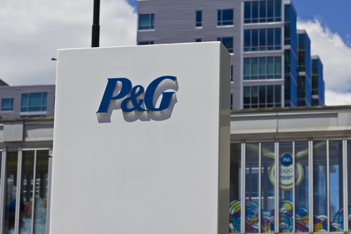 Чистая прибыль P&G выросла вдвое