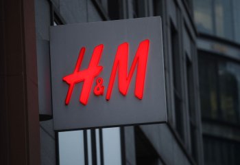 Выручка H&M выросла на 12% в первом квартале 2023 года