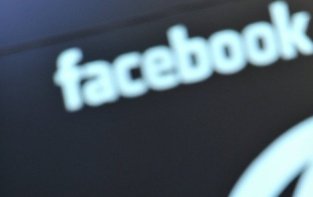 Facebook планирует показывать видеорекламу в ленте новостей